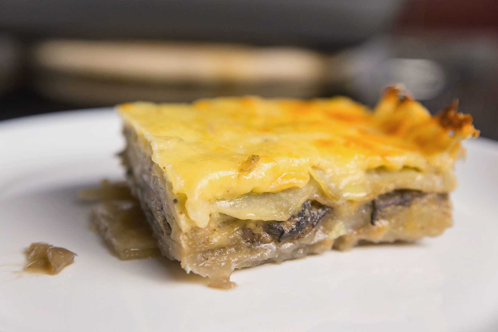 Картофельная запеканка с грибами в духовке — 5 рецептов вкусной запеканки