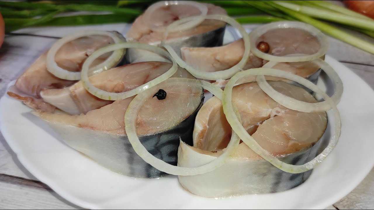 Скумбрия с уксусом и луком: маринуем вкусно дома