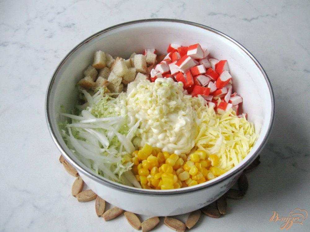 Салат с кукурузой и пекинской капустой - 17 пошаговых рецептов