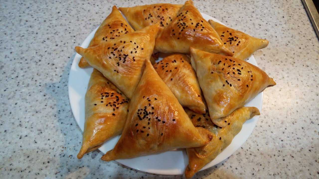 Самса из дрожжевого теста с курицей и картошкой в духовке  рецепт с пошаговыми фото