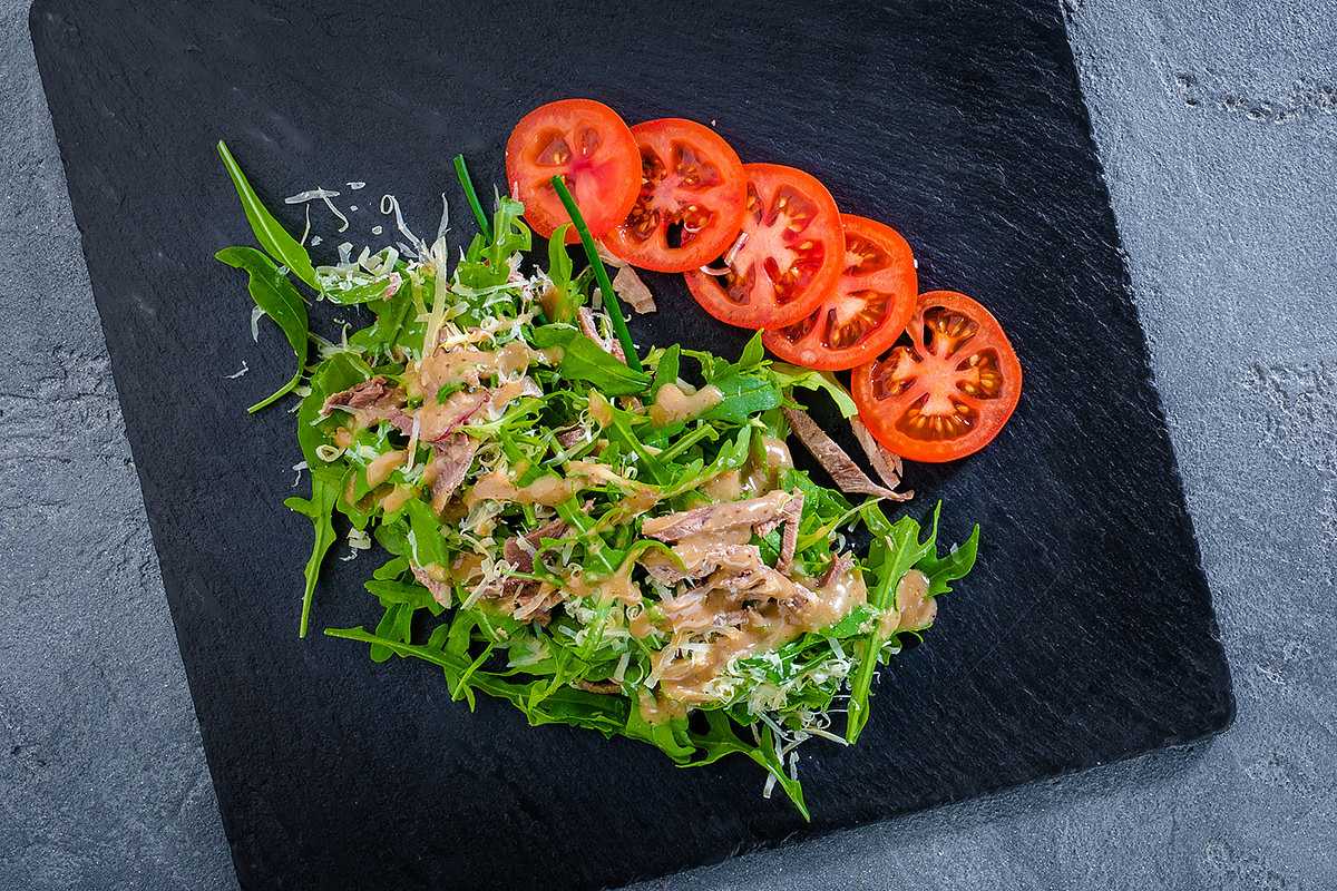 Салат с языком и рукколой  рецепт с пошаговыми фото