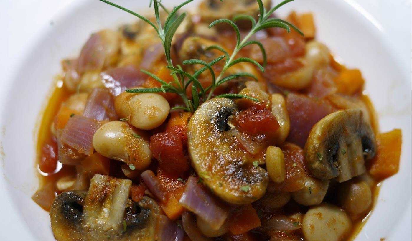 Овощное рагу с грибами