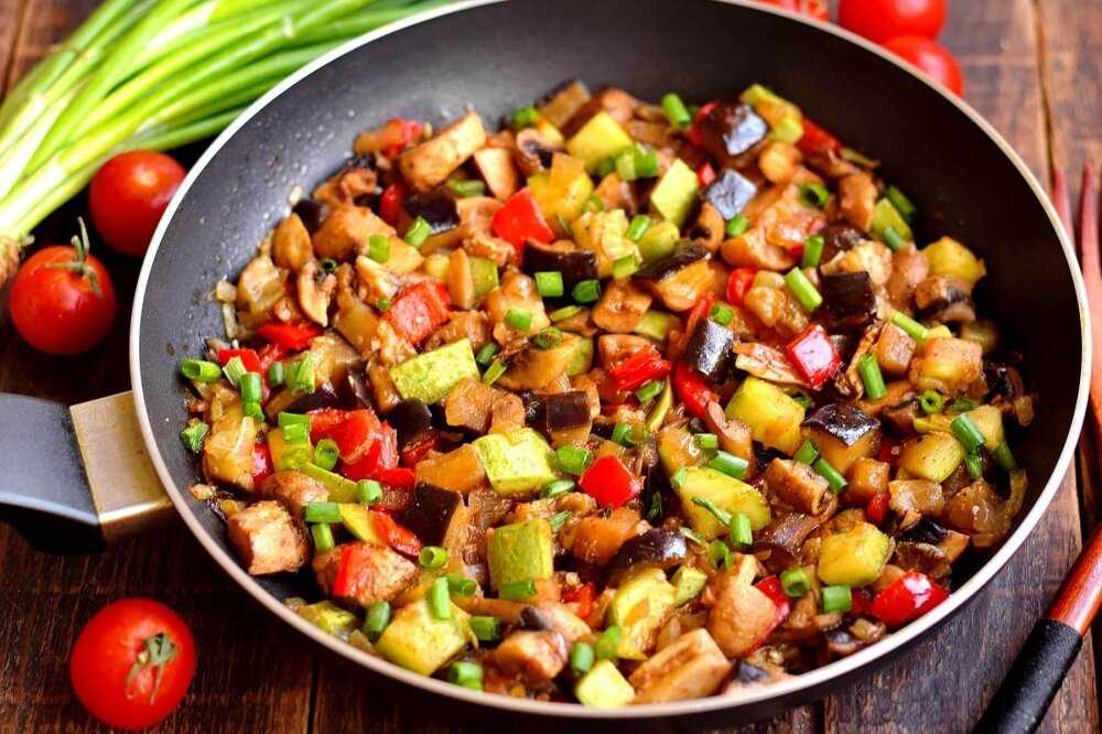 Как приготовить овощное рагу - 12 рецептов быстро и вкусно