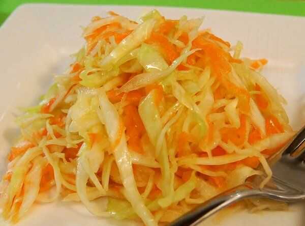 Салат из свежей капусты с морковью как в столовой с уксусом рецепт фото пошагово и видео - 1000.menu