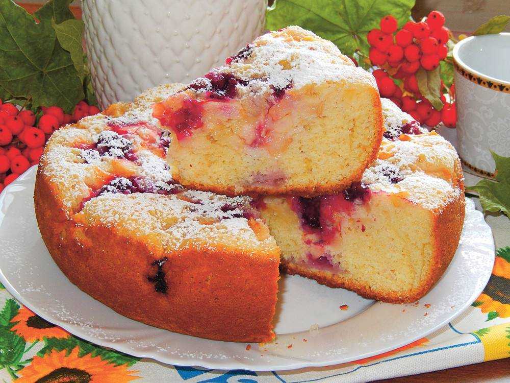 Пошаговый рецепт приготовления пирога с клубникой