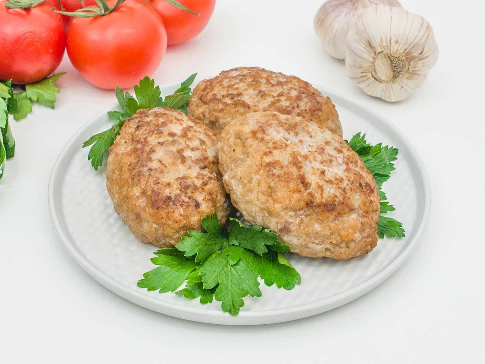 Котлеты из индейки сочные и мягкие — 3 очень вкусных рецепта