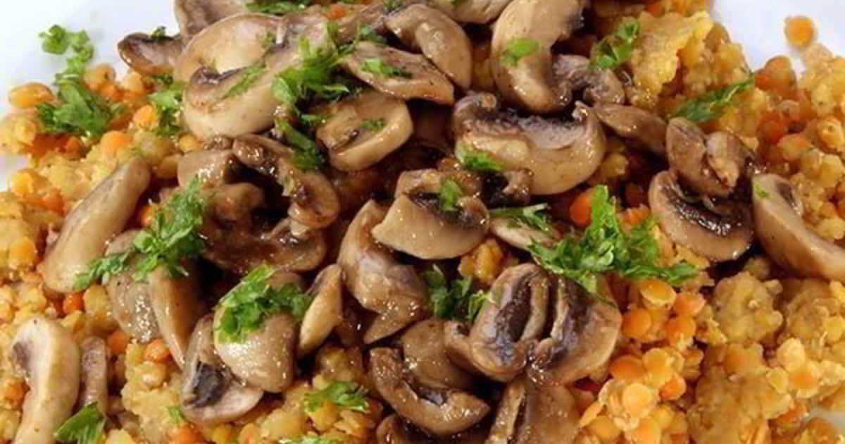 Каша из красной чечевицы с овощами: простой рецепт с фото