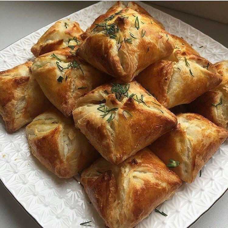 Сладкая выпечка из слоеного теста: 10 рецептов с фото на любой вкус