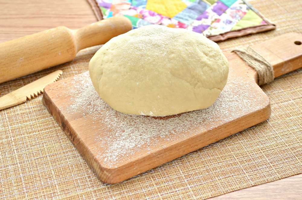 Тесто для домашних пельменей: вкусное, мягкое и эластичное