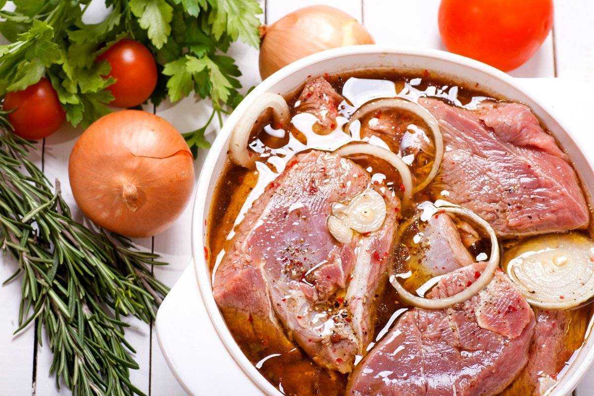 Маринад для свиного стейка: 5 самых вкусных и простых рецептов
