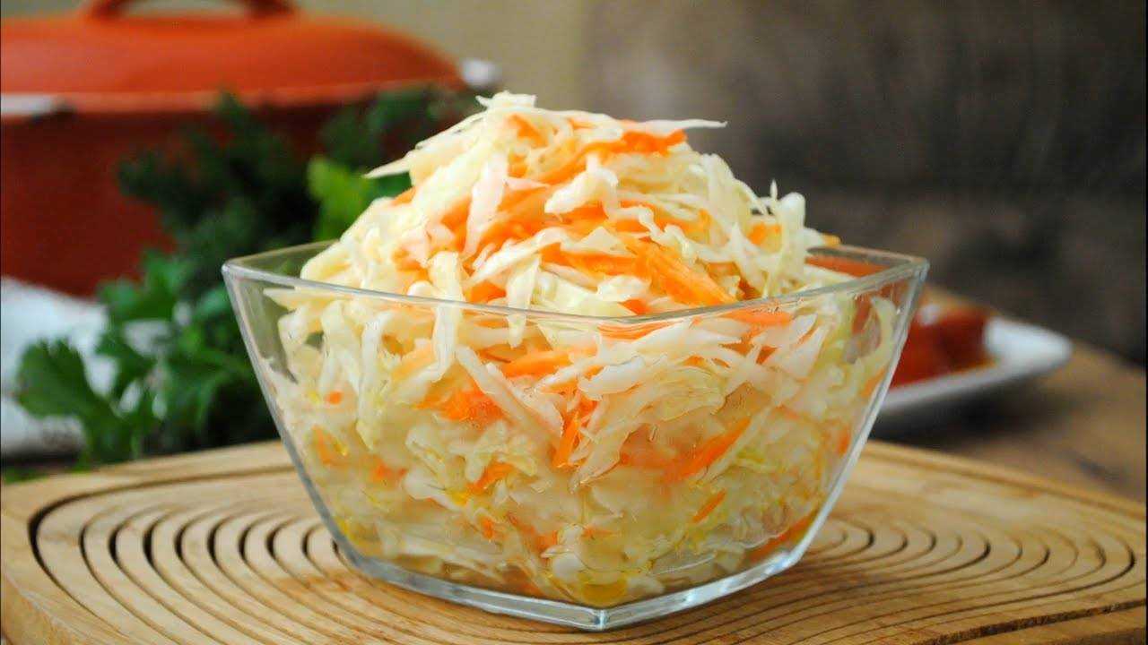 Маринованная капуста на зиму в банках: 10 лучших рецептов очень вкусной капусты