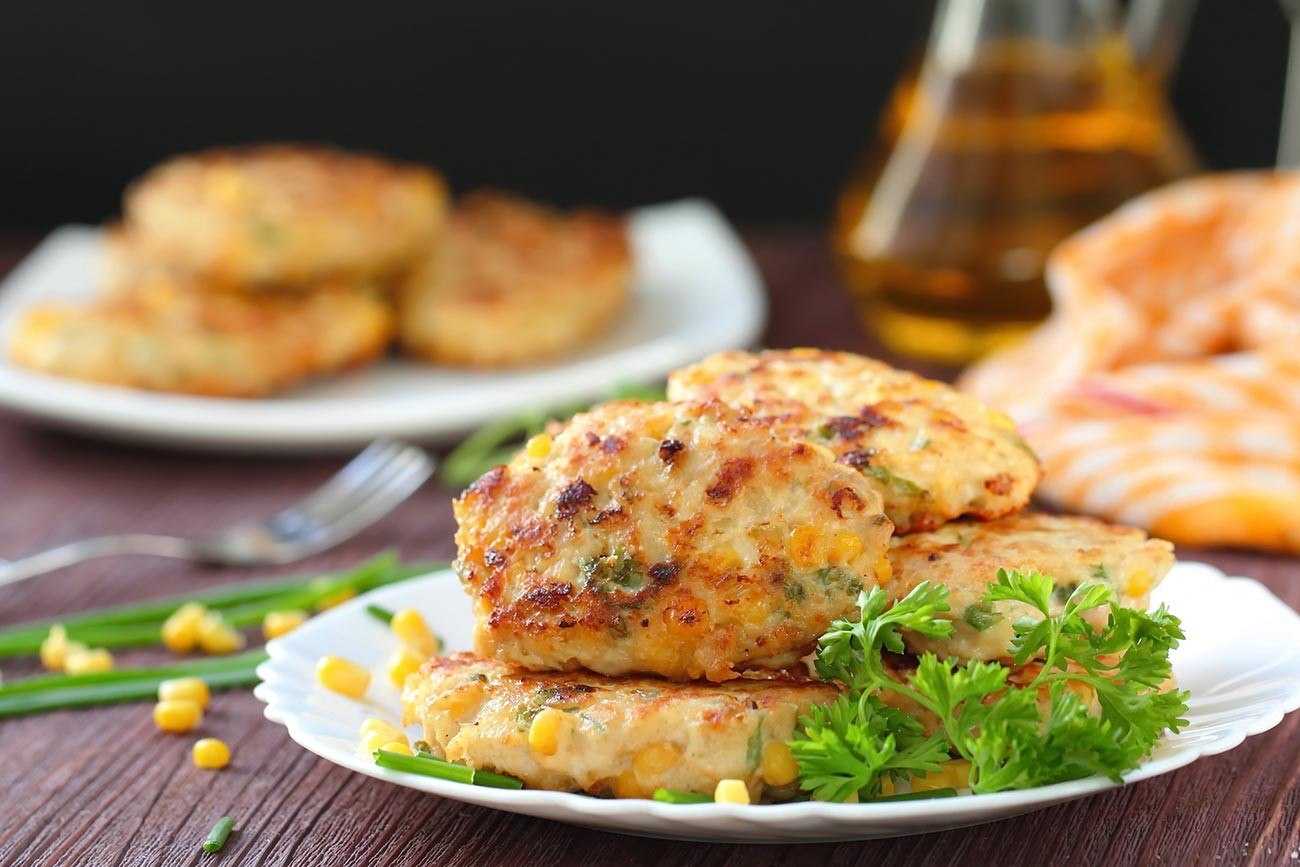 Рубленные куриные котлеты: самые вкусные рецепты котлет из куриной грудки