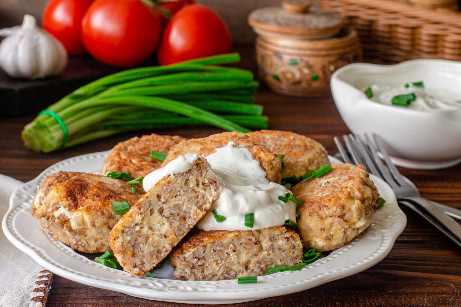Рецепт гречки с овощами и сыром | меню недели