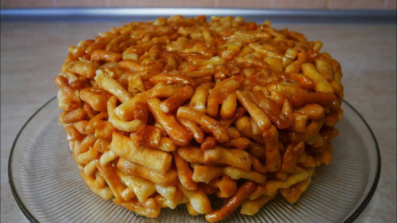 Готовим вкуснейший чак-чак с медом — 5 классических рецептов в домашних условиях