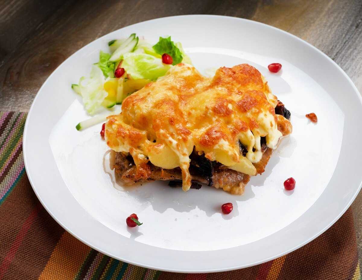 Мясо по-французски в духовке из свинины – самые вкусные рецепты