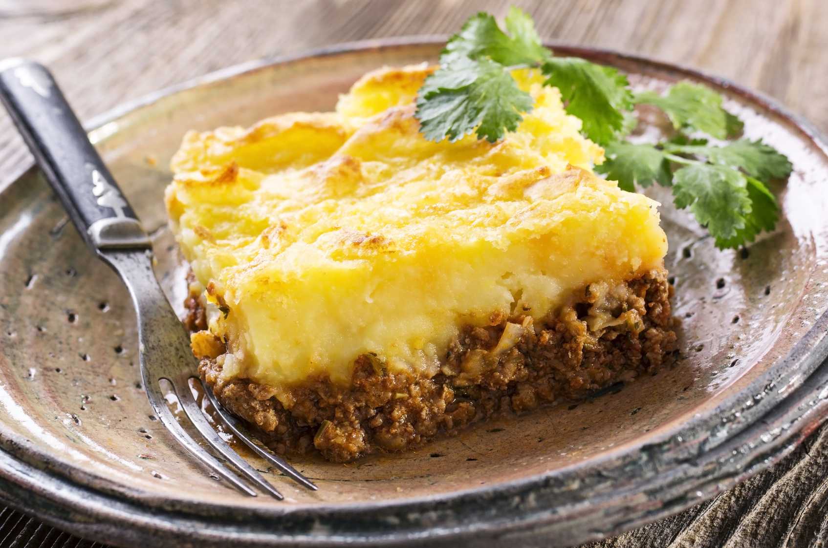 Картофельная запеканка с фаршем и сыром в духовке. простые рецепты вкусной запеканки