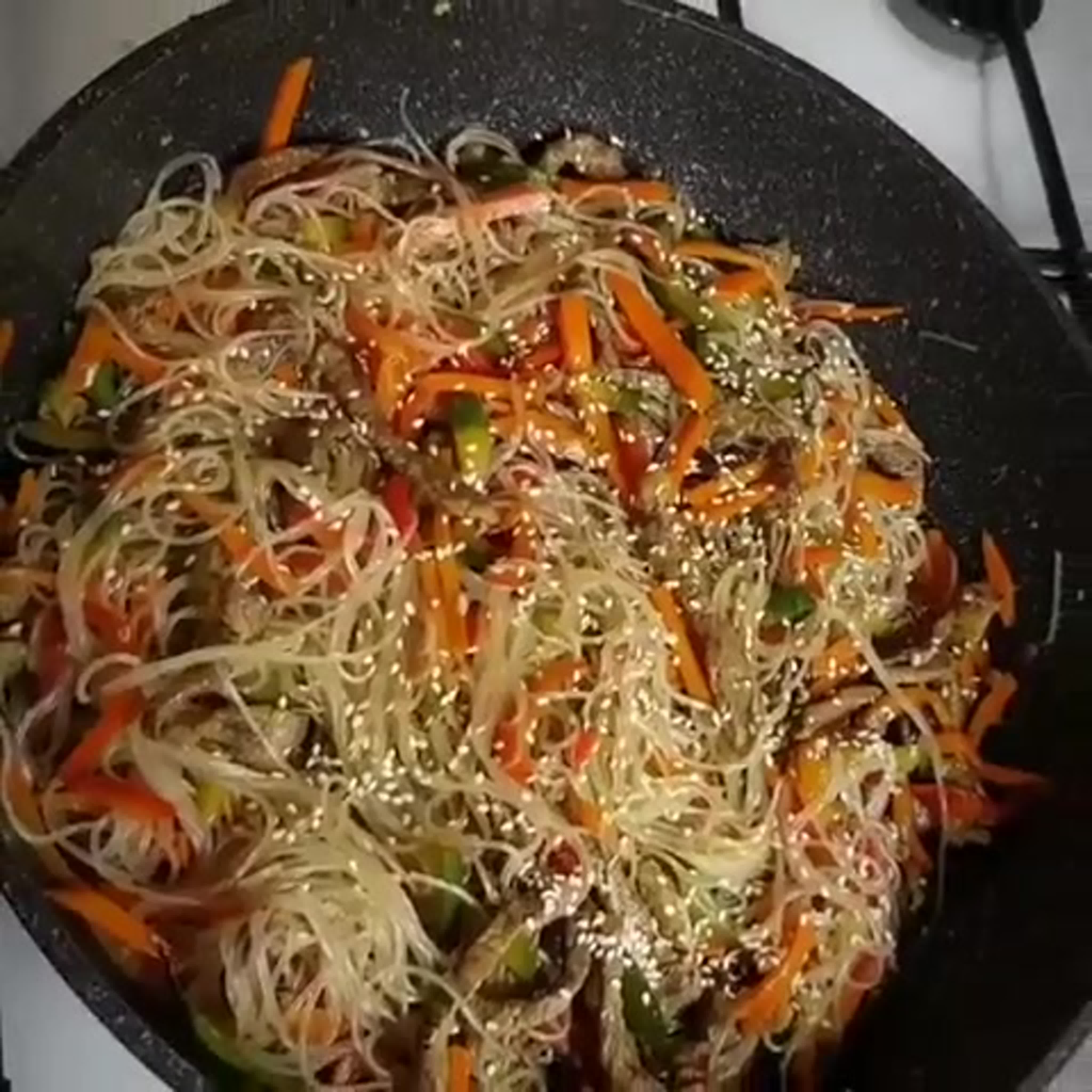 Фунчоза с курицей и овощами пошаговый рецепт