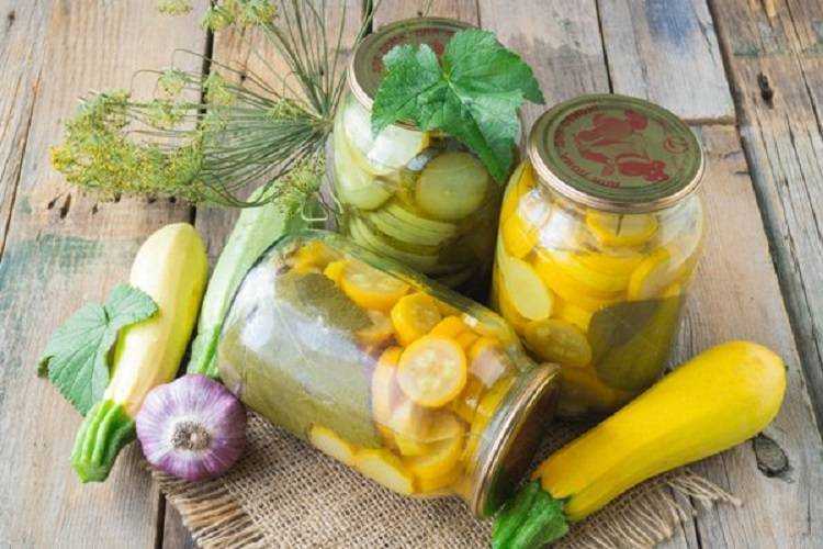 Кабачки маринованные по болгарски рецепт. маринуем кабачки по-болгарски на зиму - хрустящие, кисло-сладенькие и очень вкусные