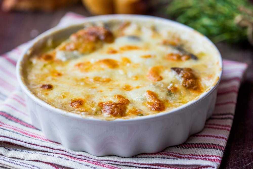 Жульен с грибами и курицей — 5 классических рецептов в духовке