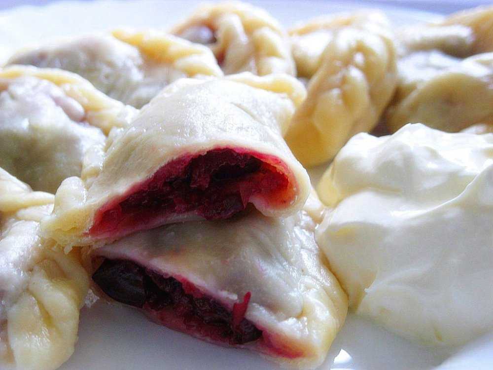 Вареники с вишней – 7 рецептов + соусы