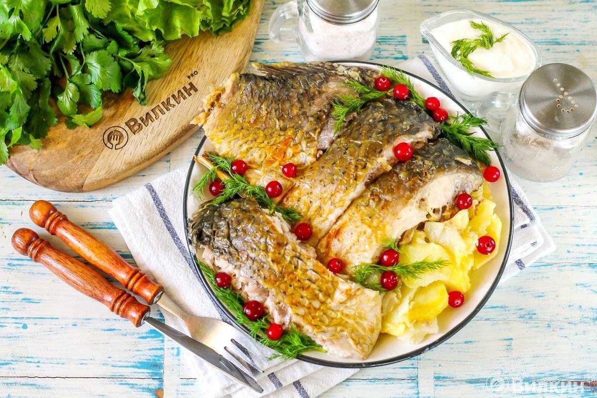 Как вкусно запечь карпа в духовке