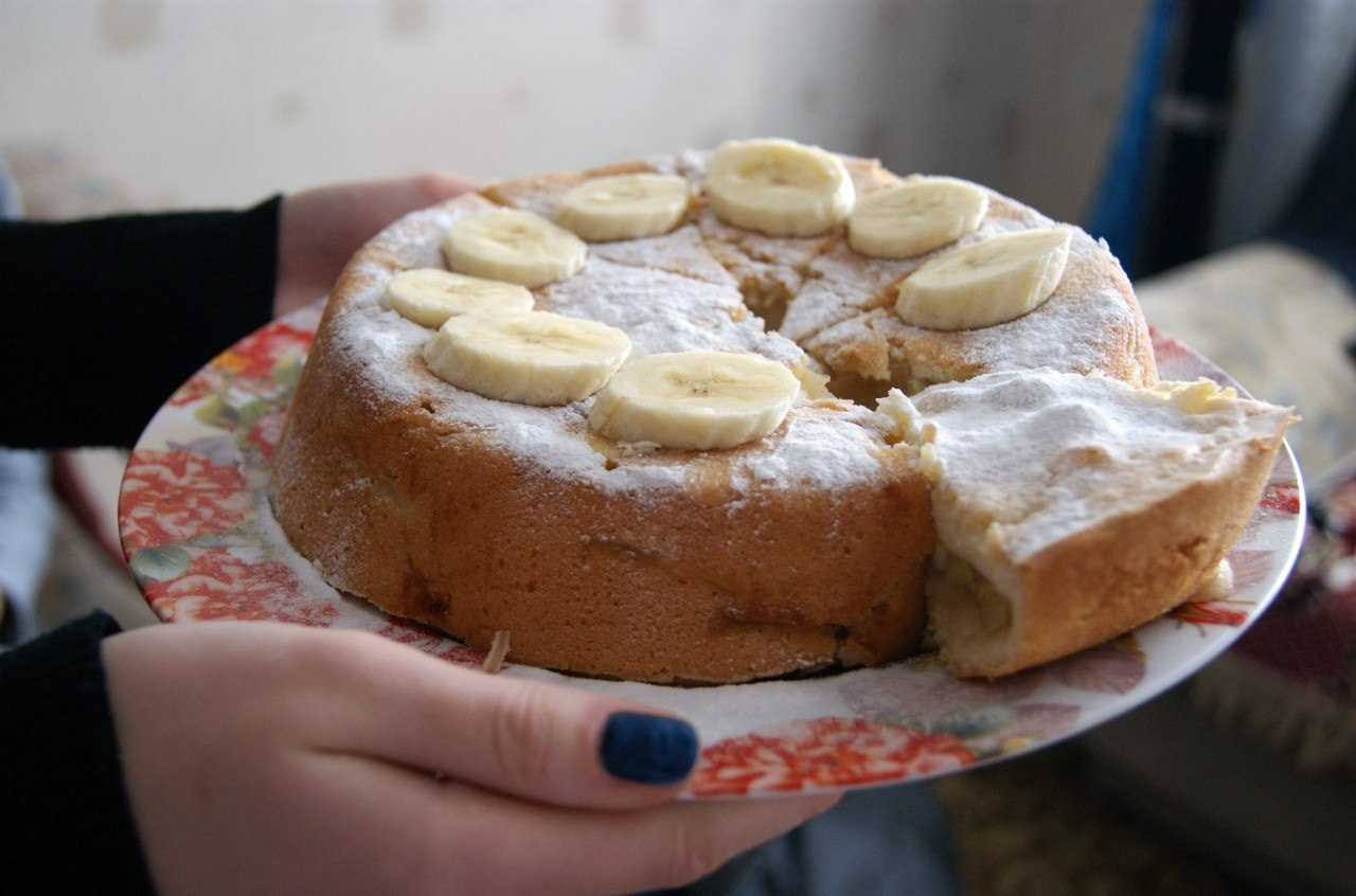 Шарлотка с яблоками и бананом  рецепт с пошаговыми фото
