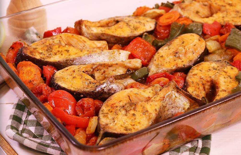 Лучшие рецепты с фото диетической рыбы в духовке