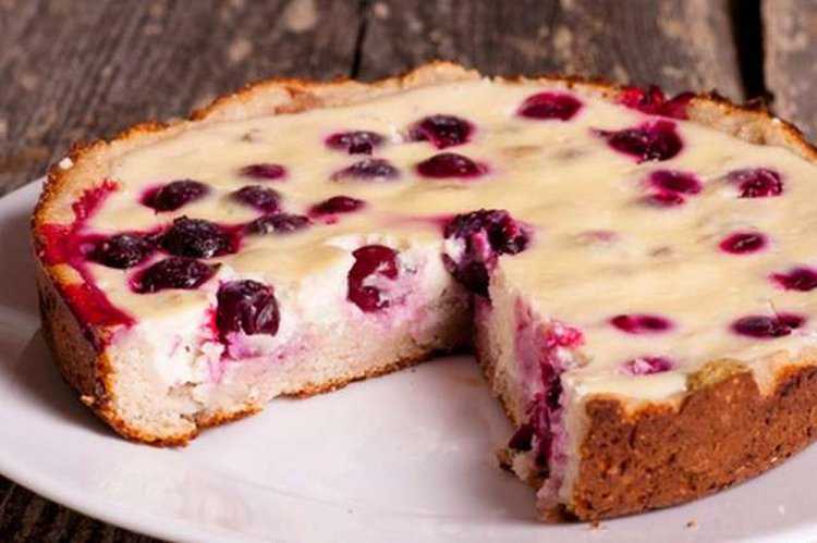 Шоколадный пирог с вишней.как приготовить и что для этого нужно?