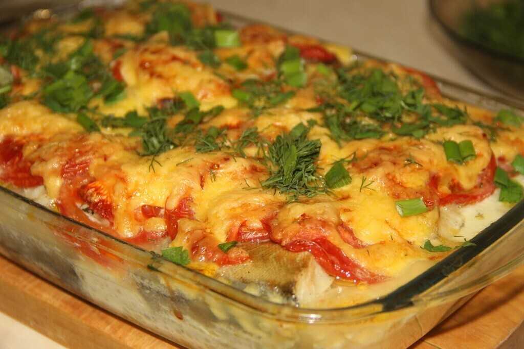 Самые вкусные рецепты минтая в духовке: филе с овощами, с картошкой и другие варианты приготовления