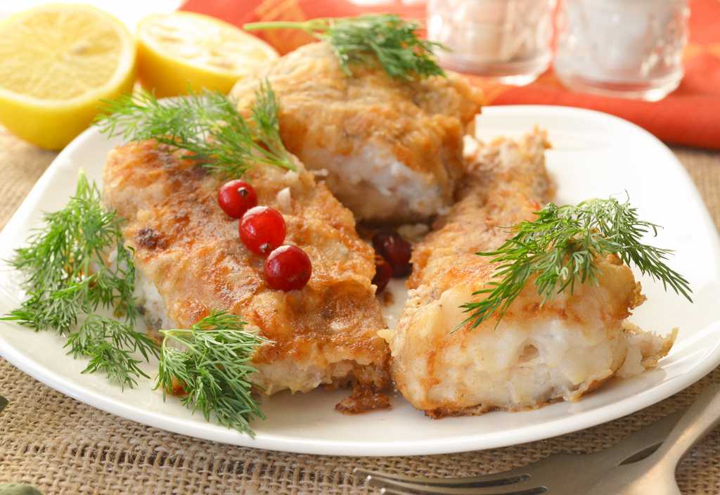 Минтай жареный на сковороде: 8 рецептов, как вкусно приготовить рыбу