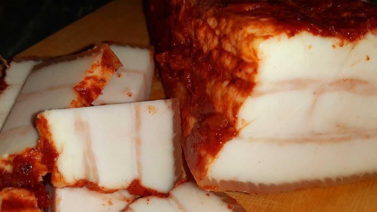 Как засолить сало в рассоле горячим способом с чесноком и перцем