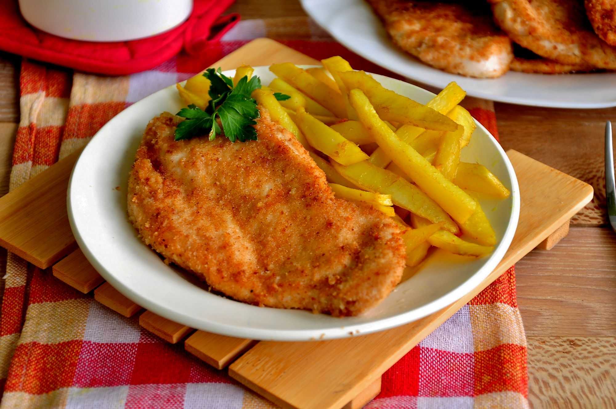 Как приготовить куриные отбивные из грудки - рецепт с пошаговыми фото | меню недели