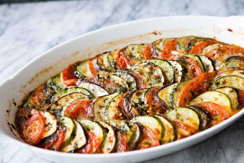 Кабачки в духовке - 6 быстрых и вкусных рецептов запеченных кабачков