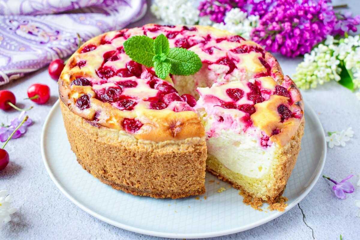 Пирог с творогом и вишней: вкусные рецепты с фото