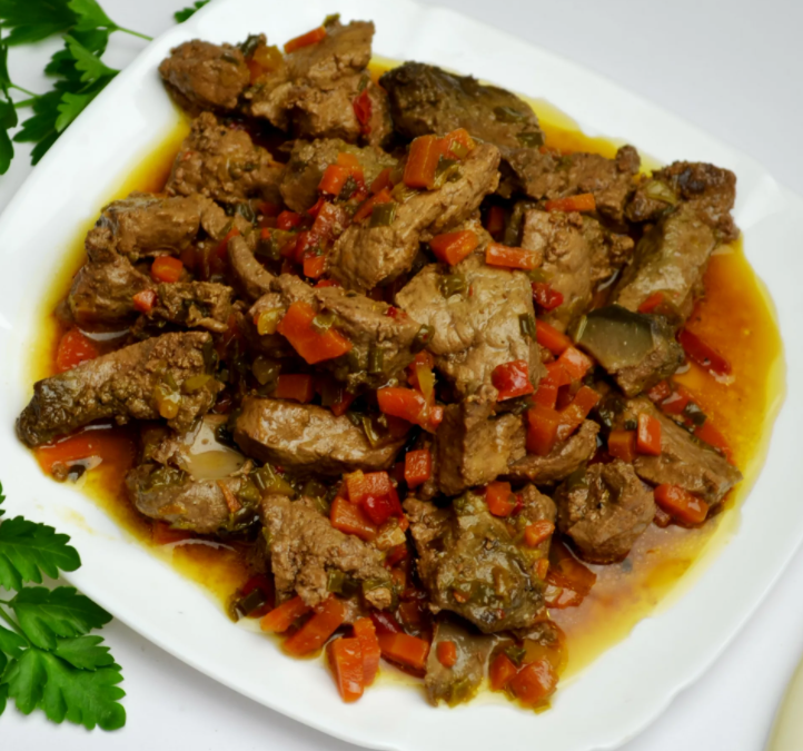 Куриная печень с майонезом. тушеная куриная печень – это быстро и вкусно. рецепты тушеной куриной печени: с сыром, яблоками, в майонезе, соевом соусе, с луком