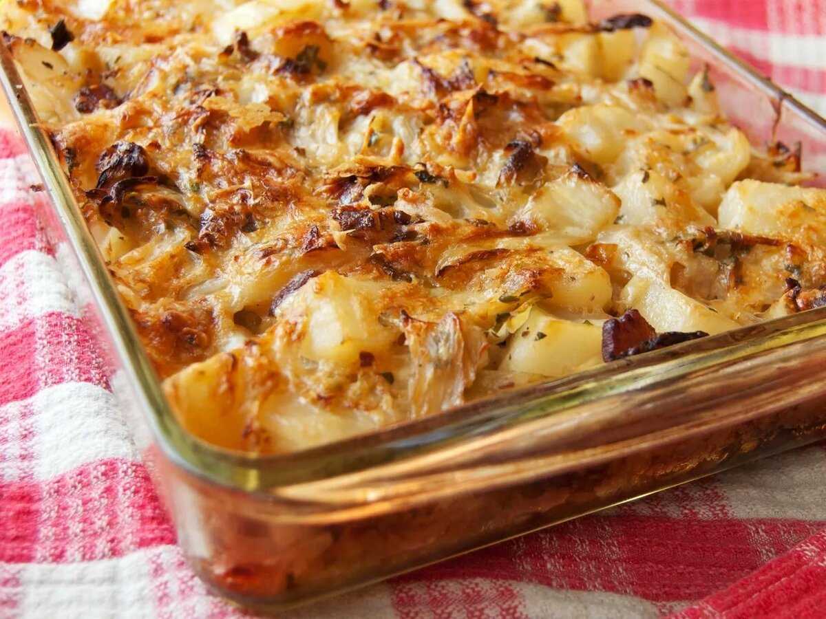 Картофель с мясом в духовке: 5 простых и вкусных рецептов