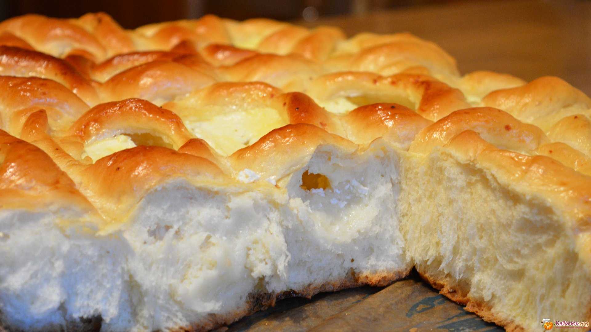 Пирог с изюмом — 9 рецептов на любой вкус