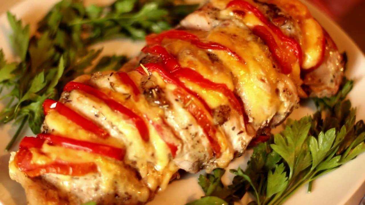 Свинина запеченная в духовке — 9 простых и вкусных рецептов