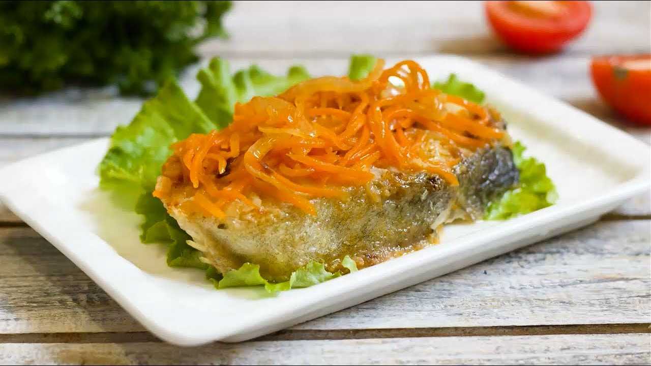 Горбуша в духовке с морковкой и луком под сыром - рецепт запеченной рыбы под маринадом