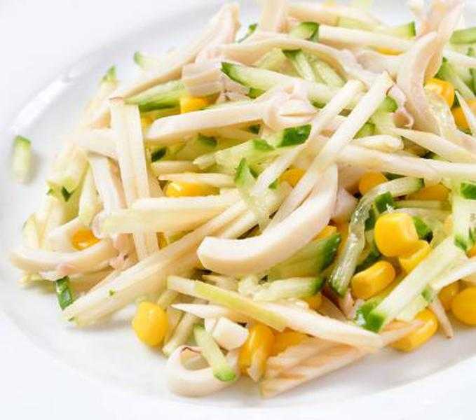 Салат с кальмарами и рисом пошаговый рецепт