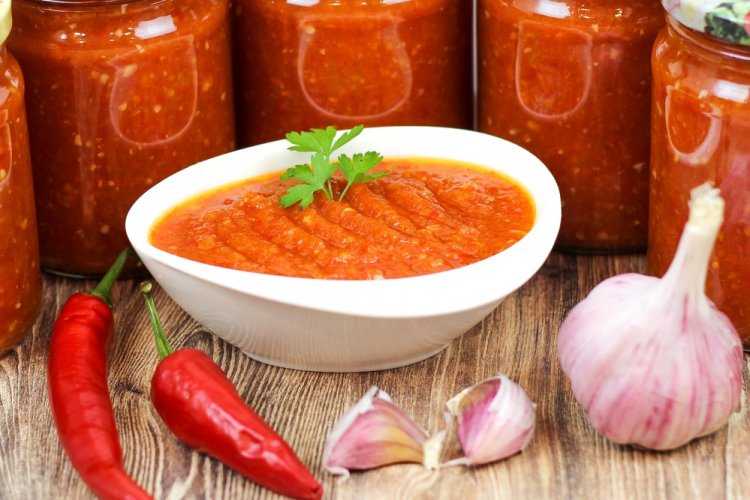 Аджика из кабачков — 10 вкусных рецептов кабачковой аджики на зиму