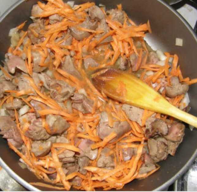 Печеночный торт из куриной печени — 7 очень вкусных рецептов